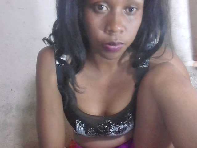 Snapshot of nikitao chatting on April 18, 12:00 pm nikitao online show from April 18, 12:00 pm